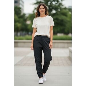 NWT~ ATHLETA Rise Pants Pantalon Women's Black  Pants- Wrinkle & Water Resistant